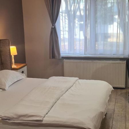 Maris Apartment Târgu-Mureş Εξωτερικό φωτογραφία