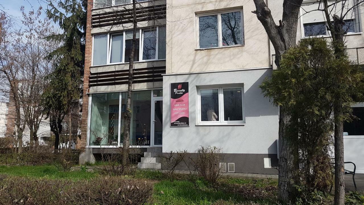 Maris Apartment Târgu-Mureş Εξωτερικό φωτογραφία